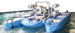 大口径管調査機　ビーバーシステム船体式