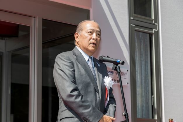 長谷川社長挨拶.jpg